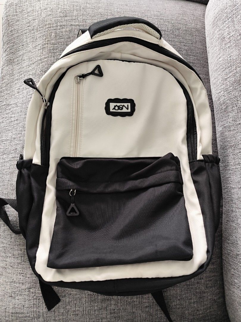 School Backpack (Category: Backpacks) located in Singapore. Submitted by sell4goodd (Listing ID 1461440439, Image 1). Description: Perfect for school Many compartments for convenience .