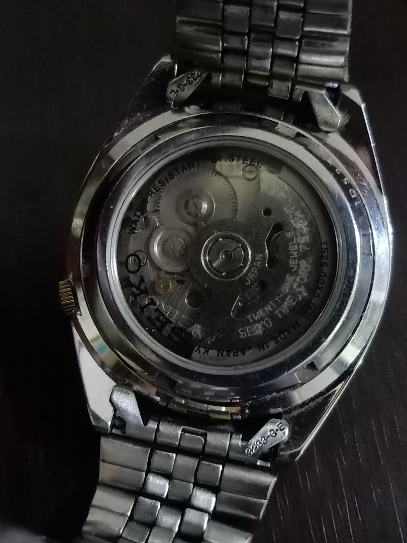 Seiko automatic (Category: Men's Watches) located in Las Pinas. Submitted by quick_deals_great_finds2 (Listing ID 1461453333, Image 3). Description: Original 7s26 seiko automatic 38mm medium fits wrist 7.2 Good Working condition.