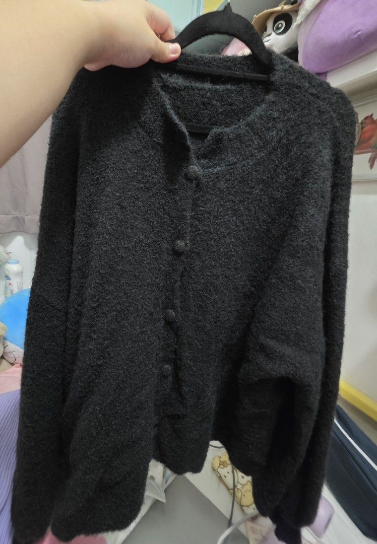 SHEIN black knit cardigan (Category: Coats, Jackets and Outerwear) located in Makati City. Submitted by shopkimstuff (Listing ID 1461426685, Image 1). Description: - shein dazy - size XL / runs bigs could fit 0xl and 1xl or even 2xl (imo) - brand new / never worn - rfs: decluttering / lost weight.