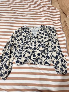 (Category: ) located in . Submitted by shopbychacha (Listing ID 1461389934, Image 1). Description: .