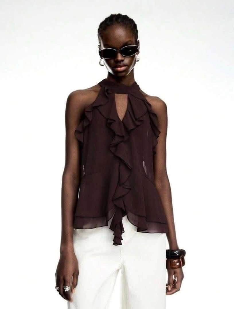 Shein Ruffles Top (Category: Others Tops) located in Manila. Submitted by declutters.wrdrb (Listing ID 1461486810, Image 1). Description: .