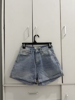 (Kategori: ) berada di . Dikirim oleh thrift_reni (ID iklan 1461413764, Gambar 1). Deskripsi: .