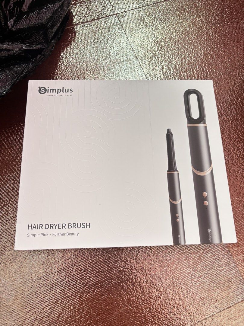 SIMPLUS 5-in-1 HAIR DRYER BRUSH MULTIFUNCTION STYLER (Category: Hair) located in Batangas. Submitted by nishiaoui_04 (Listing ID 1461333161, Image 3). Description: Condition: Good condition High Quality 📌 Barely Used (5x) 📌 Complete Tool with Box 📌 Actual item is shown in the photos 📌 Temperature Setting: 3 levels 📌Inclusion: Body, Dryer Nozzle, Oval Brush, Straightening Brush, Auto-Wrap Curler, Smoothing Brush 📍Issue : Has a visible crack 