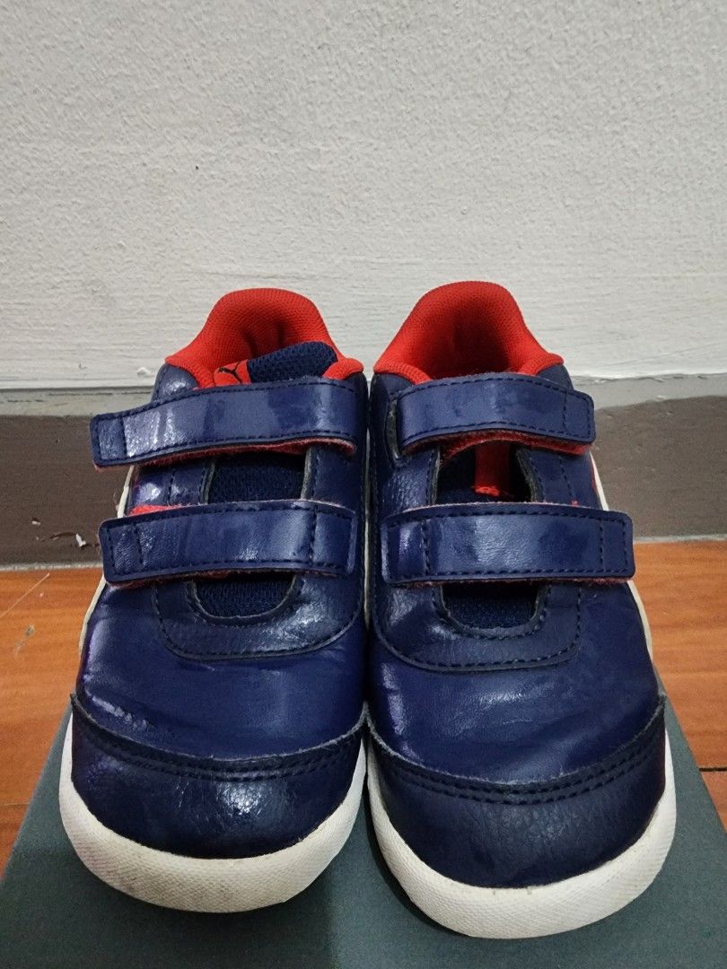 Slight used kids shoes (Category: Babies & Kids Fashion) located in Pasig City. Submitted by dvls017 (Listing ID 1461414740, Image 3). Description: puma - Size US 10c 200 nike - size US 11c 500 addidas Continental - size Us 10.5K - 300 new balance - us11 - 300 all original slightly nego.