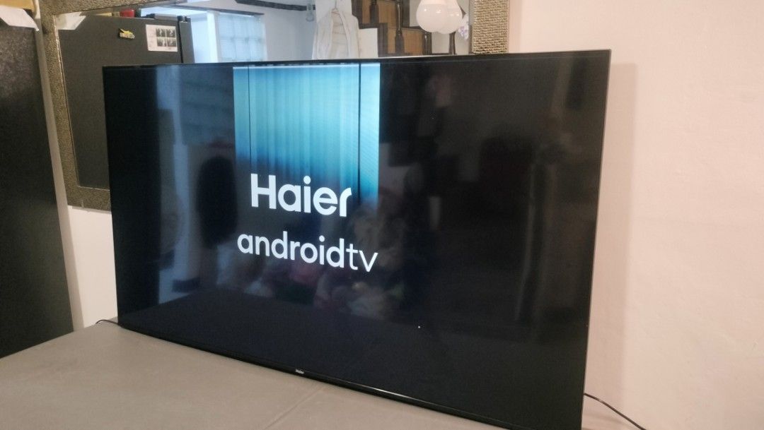 Smart android TV 65 inches Haier defective (Category: TV) located in Quezon City. Submitted by samrayyan (Listing ID 1461559371, Image 3). Description: defective tv for sale 65 inches Smart android TV Haier.