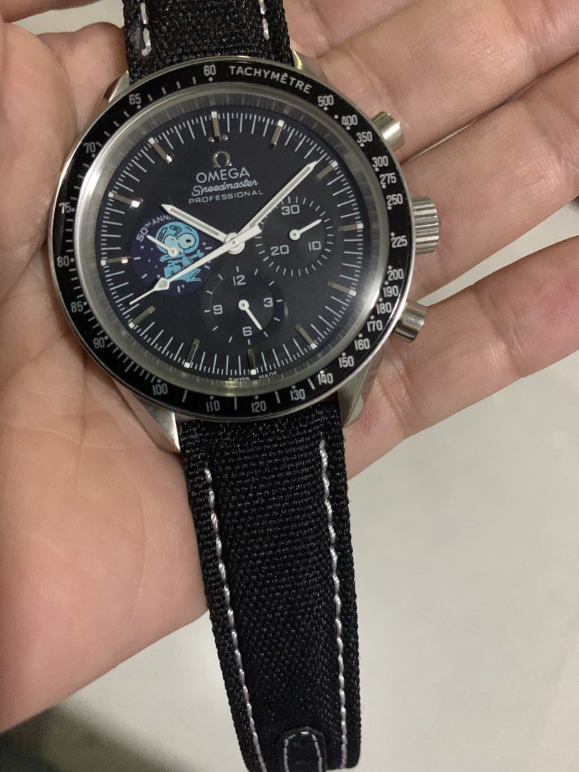 SMF Omega 50th anniv Snoopy edition (Category: Luxury Watches) located in Antipolo. Submitted by hideoutcloset88 (Listing ID 1461500639, Image 1). Description: Flea market Personal watch collection Automatic .