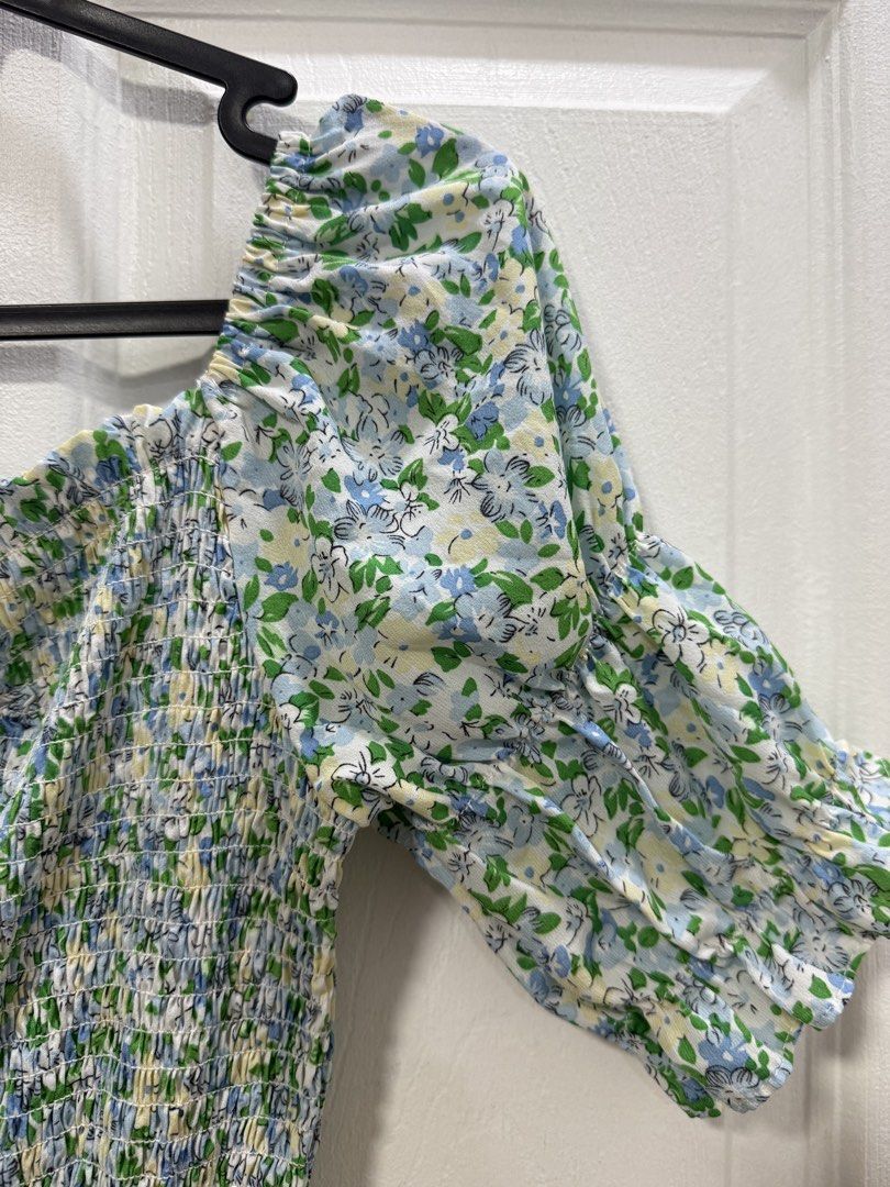 SMOCKED DRESS FLORAL (Category: Babies & Kids Fashion) located in Taguig. Submitted by _decluttermomma_ (Listing ID 1461407033, Image 3). Description: SMOCKED DRESS FLORAL MAXI DRESS FOR AGE 11-12.