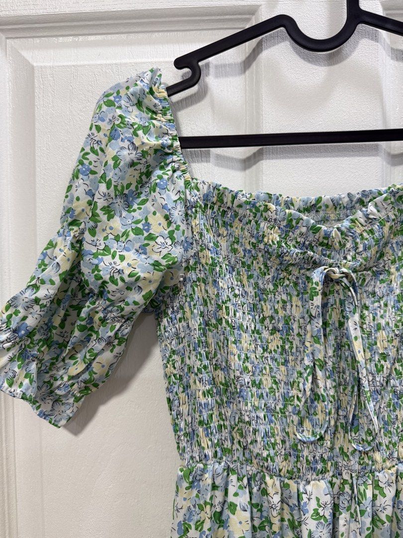 SMOCKED DRESS FLORAL (Category: Babies & Kids Fashion) located in Taguig. Submitted by _decluttermomma_ (Listing ID 1461407033, Image 2). Description: SMOCKED DRESS FLORAL MAXI DRESS FOR AGE 11-12.