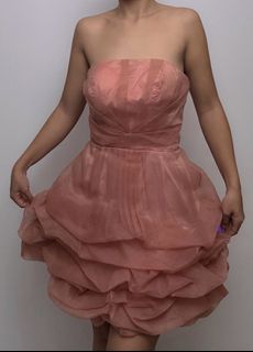 (Category: ) located in . Submitted by wear_she_goes (Listing ID 1461339285, Image 1). Description: .