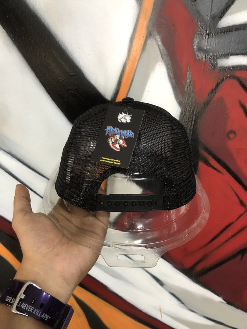 Sonic Cap (Category: Cap & Hats) located in Sungai Mati. Submitted by af_hype_store (Listing ID 1461435008, Image 3). Description: Size : Adjustable .