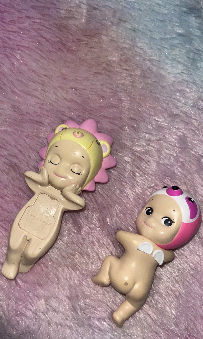 SONNY ANGEL HIPPERS (Category: Designer & Blind Box Toys) located in Quezon City. Submitted by ellyyyyna (Listing ID 1461513288, Image 1). Description: Decluttering my Sonny Angels! 💗 Perfect for collectors or anyone looking to start their collection without spending too much. ✨ Price: • ₱350 each • ₱600 for BOTH 🫶🏻 📌 Condition: With minor dents — please manage expectations No adhesive included Adhesive can easily be purchased online if you w
