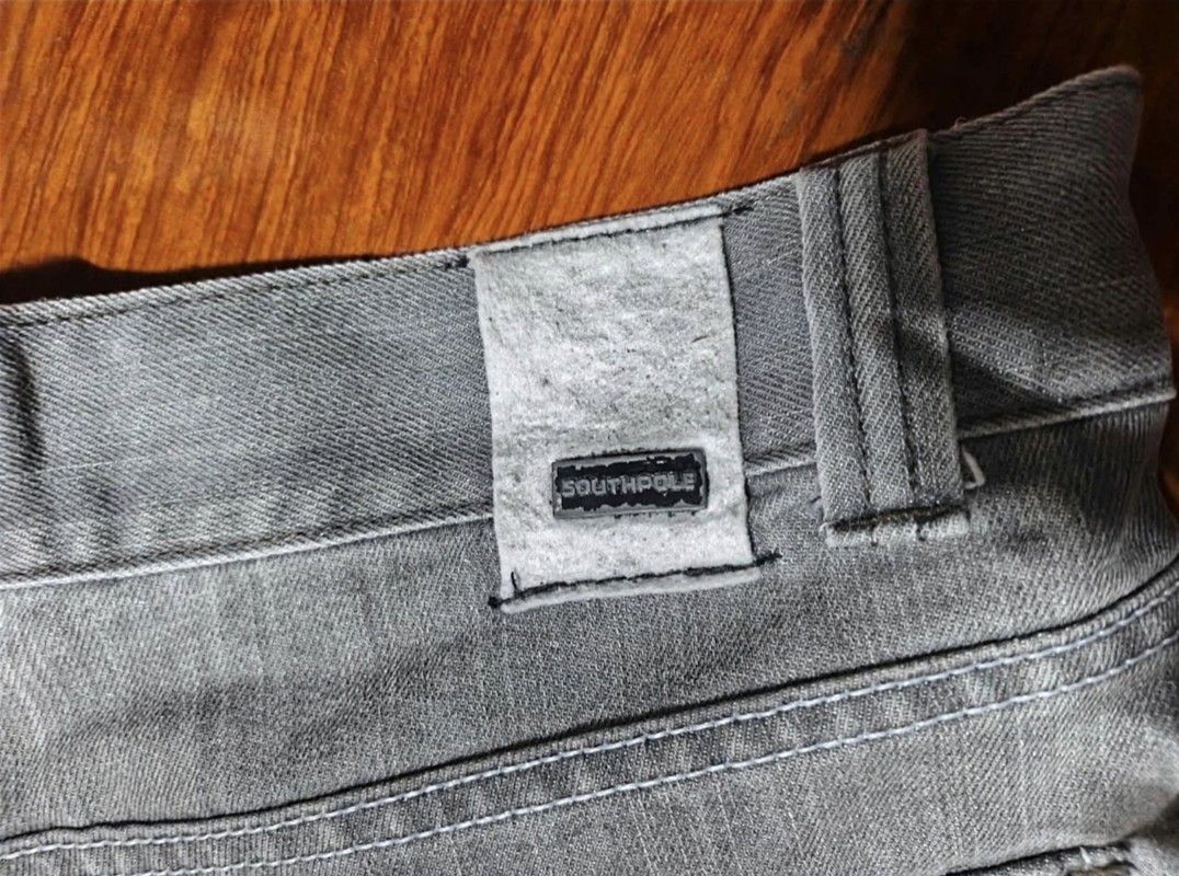 Southpole Grey Denim Shorts Size 34 (Category: Shorts) located in Bayombong. Submitted by onlygoodfinds. (Listing ID 1461484971, Image 2). Description: - Brand: Southpole - Color: Grey Denim - Closure: Button Fly - Size: Waist 34 length 23 hem 12 - Origin: Made in Pakistan - Style: Casual wear - Condition: Please check photos for details..
