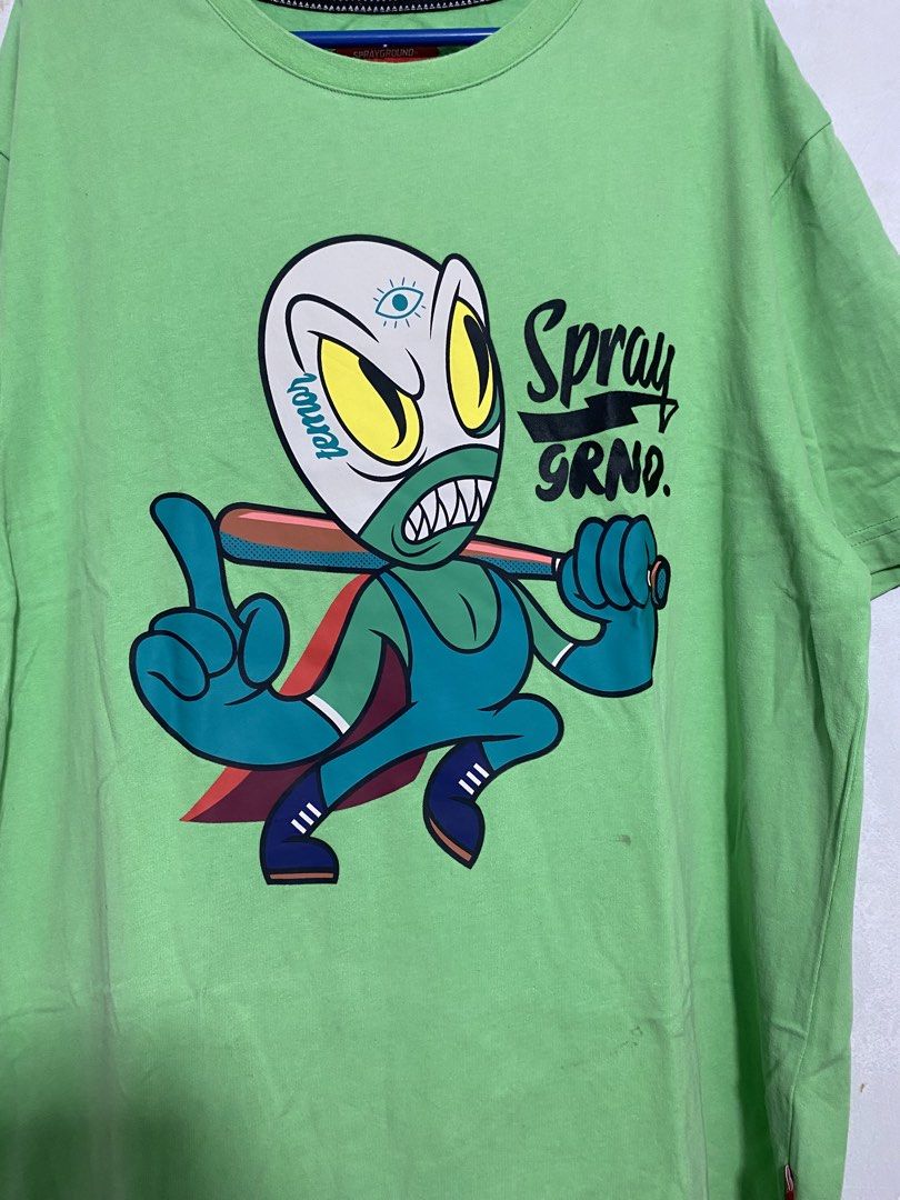 Sprayground shirt (Category: Tshirts & Polo Shirts ) located in Bulacan. Submitted by thriftniklein (Listing ID 1461482144, Image 2). Description: minimal black stain.