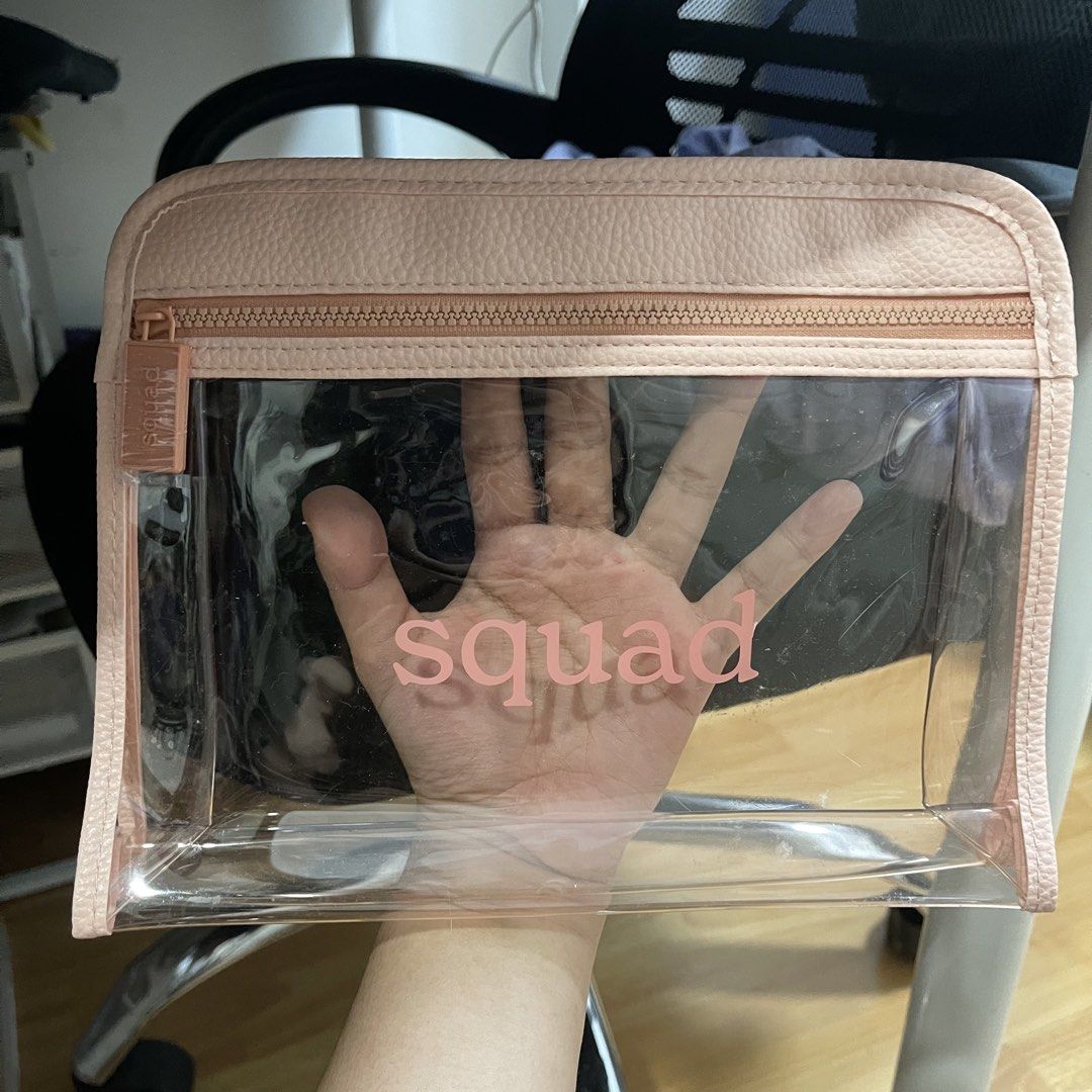 Squad Cosmetics Clear Makeup Bag (Category: Purses & Pouches) located in Quezon City. Submitted by ukhy_shop (Listing ID 1461484111, Image 1). Description: - Squad Cosmetics Clear Makeup bag - Ideal for organizing makeup, toiletries, or travel essentials - Easy to clean 🛒— ₱100 ONLY dm to avail ‼️.