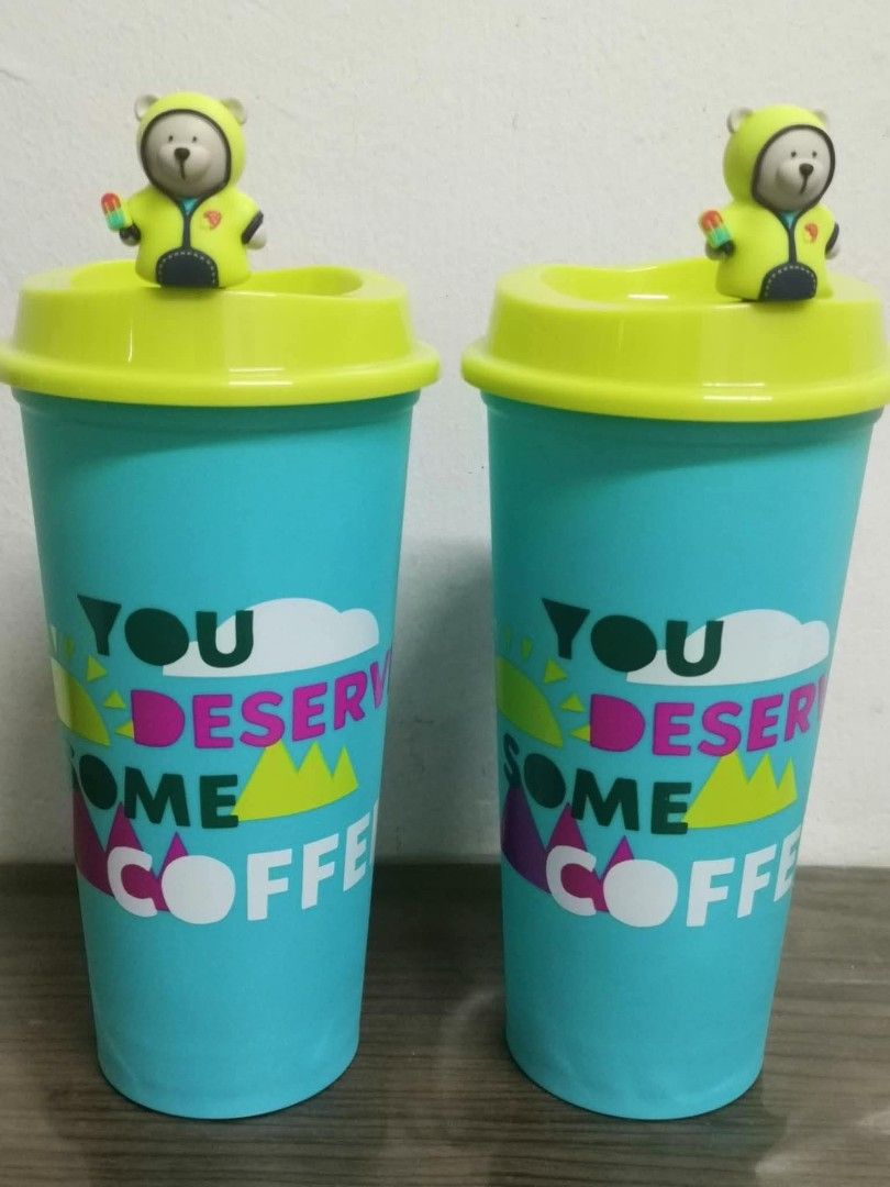 Starbucks collection (Category: Other Food & Drinks) located in Ibaan. Submitted by ljnaig14 (Listing ID 1461360757, Image 1). Description: Starbucks Reusable Venti Cups in turquoise blue ,featuring bright lime-green lid Product DetailsText Design: The side of each cup displays the phrase "YOU DESERVE SOME COFFEE" in colorful retro lettering.Capacity: Venti size, holding 591 mL (20 fluid ounces) of hot or cold drinks Stopper: A small plastic toy 