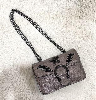 (Category: ) located in . Submitted by dandd_thrift_goods (Listing ID 1461527949, Image 1). Description: .