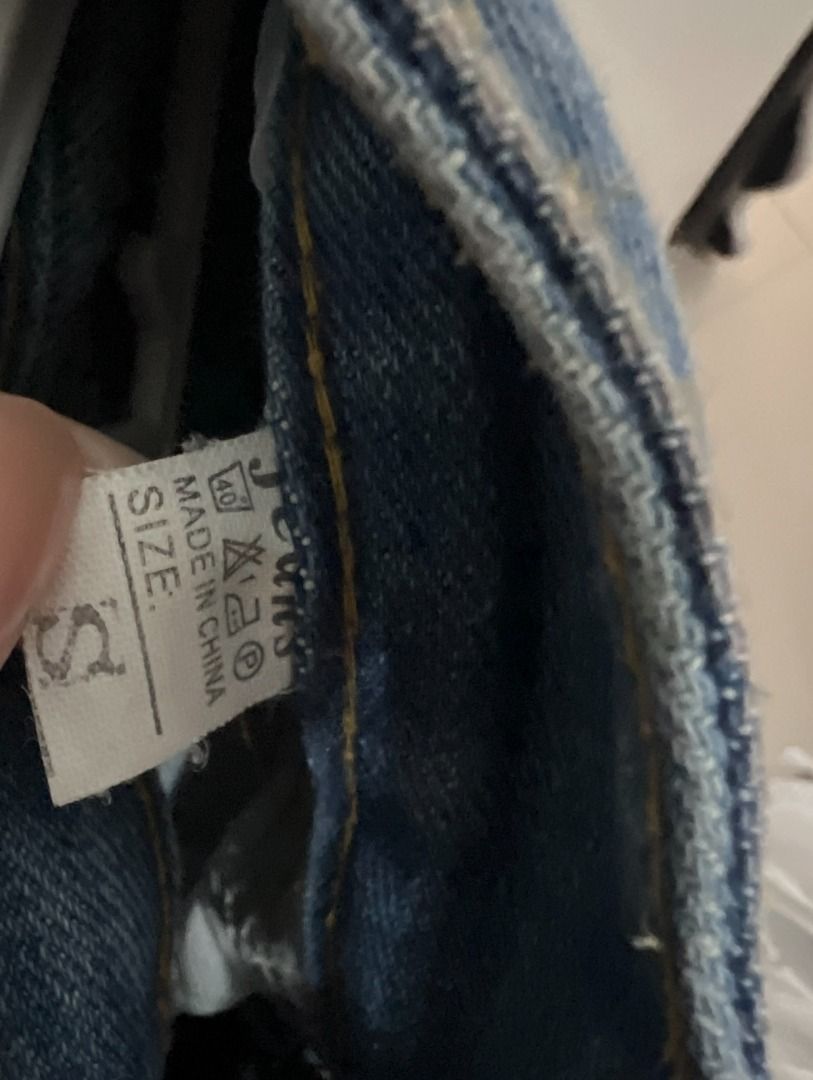 Straight Jeans (Category: Jeans) located in Balanga. Submitted by shopbykk (Listing ID 1461559710, Image 2). Description: .