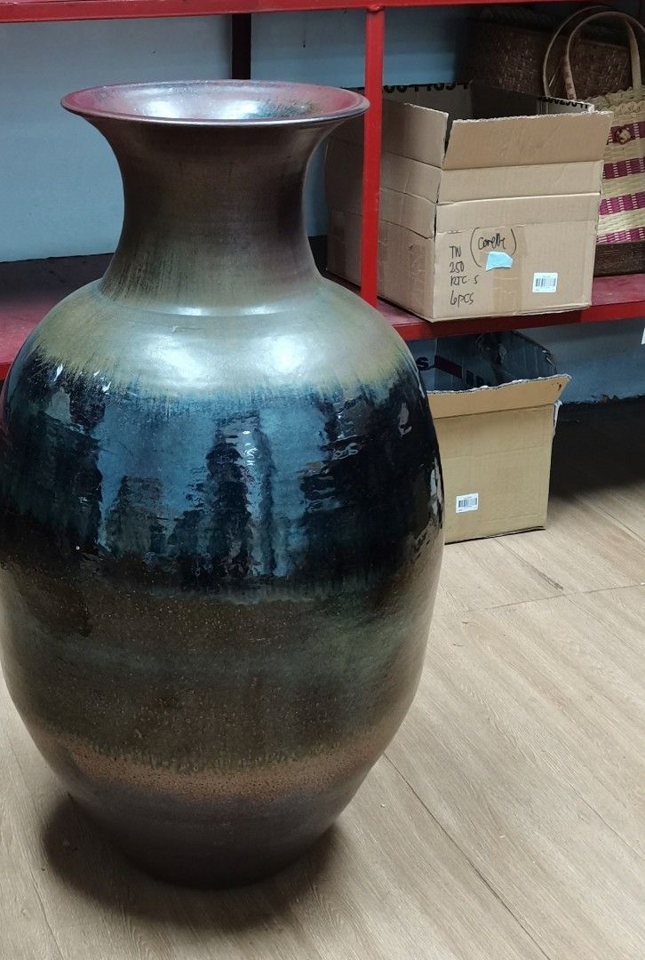 STUDIO POTTERY JAR HUGE 88cm JAPANESE (Category: Vases & Decorative Bowls) located in Bulacan. Submitted by tsunami_express (Listing ID 1461223570, Image 2). Description: .