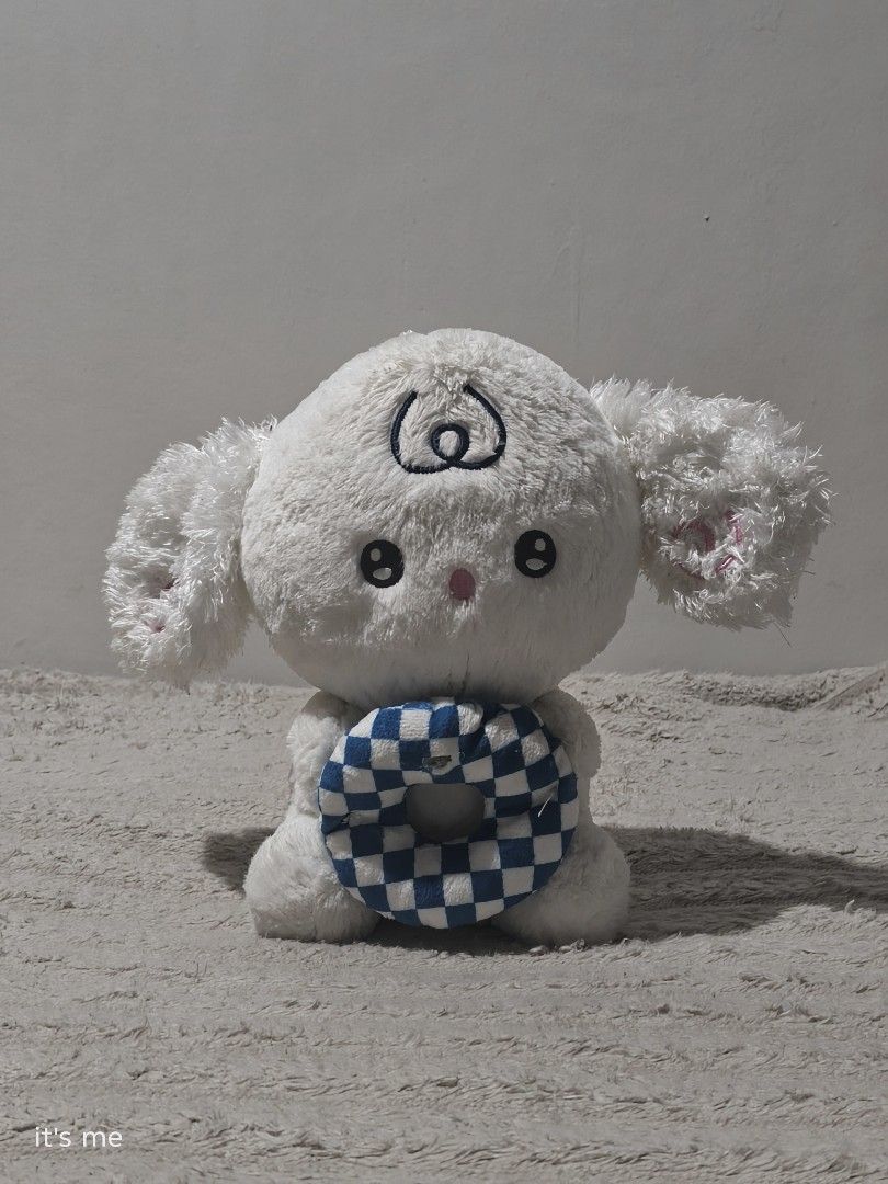 stuffed toys (Category: Plushies & Soft Toys) located in Manila. Submitted by ka_do (Listing ID 1461333402, Image 1). Description: LOC: TAGUIG.