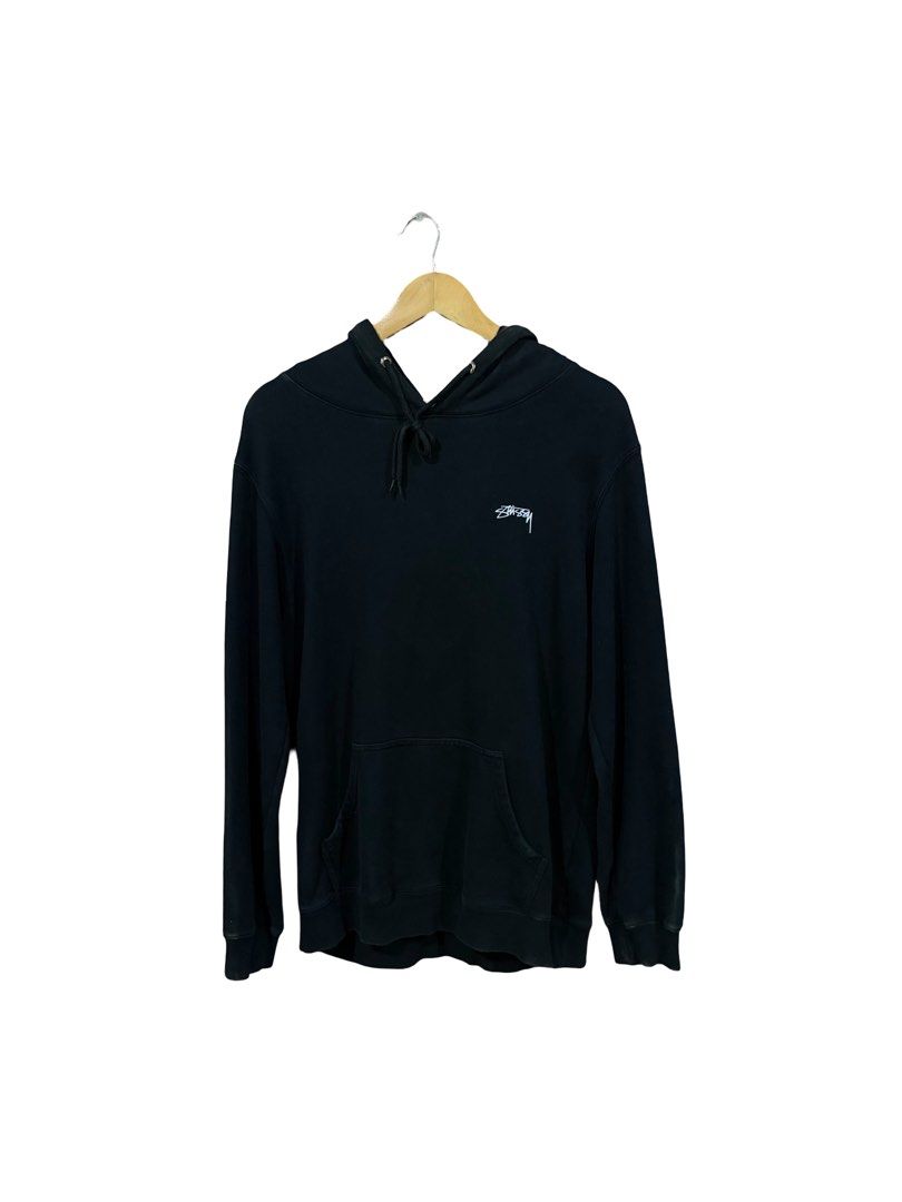 Stussy Samurai Rat Hoodie (Category: Coats, Jackets and Outerwear) located in Calasiao. Submitted by used_goodies222 (Listing ID 1461336035, Image 2). Description: 22*29 No issue 10/10 color rate Excellent Condition.