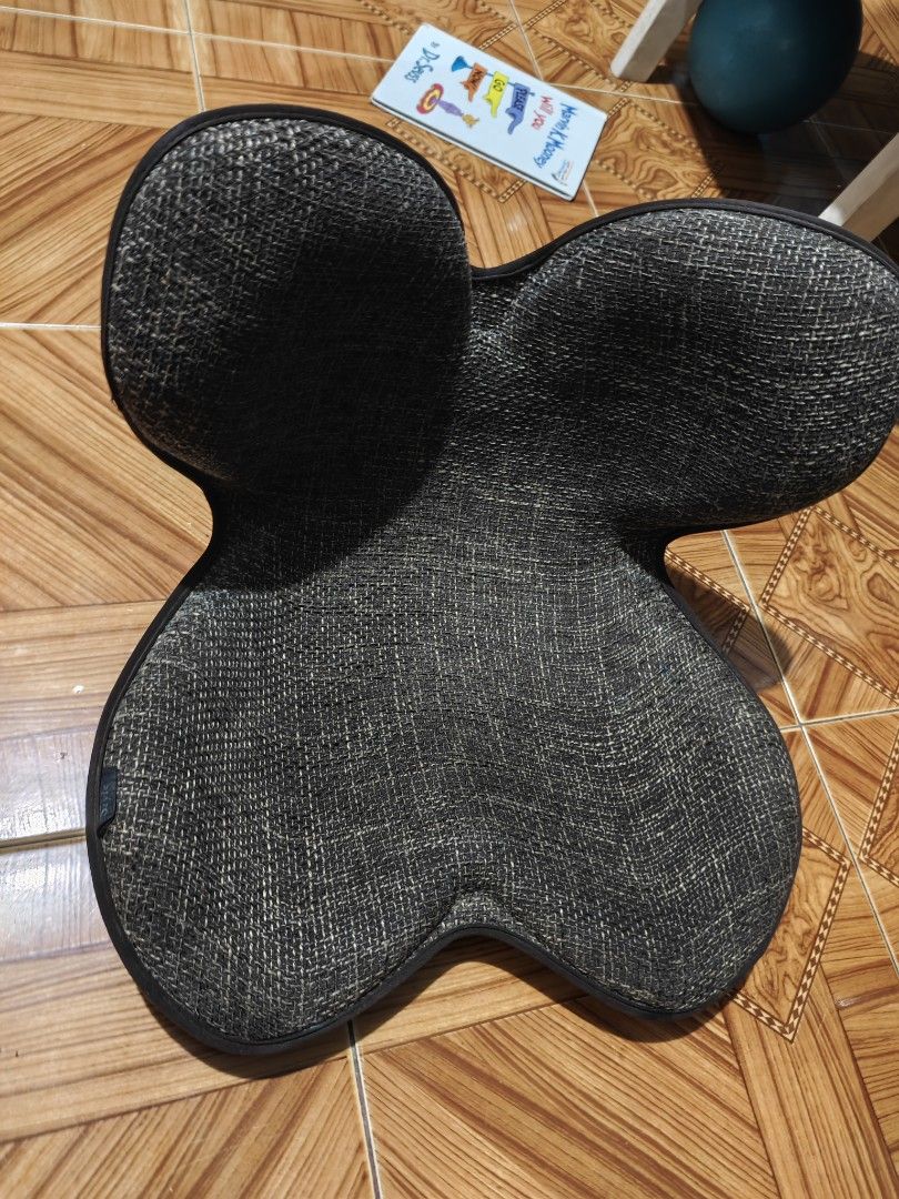 Style Ergonomic Seat Cushion for Posture Support (Category: Office Furniture & Fixtures) located in Quezon City. Submitted by jonandwhale (Listing ID 1461432231, Image 1). Description: - Ergonomic design for improved posture and comfort - Unique shape contours to your body for back and hip support - Durable and breathable textured fabric - Ideal for office chairs, car seats, and any seating surface - Easy to clean and portable.