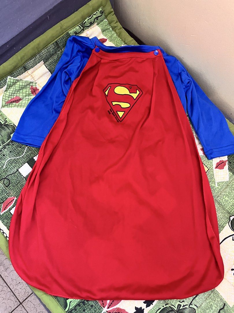 Superman Kid’s Costume Set (Category: Babies & Kids Fashion) located in Bacoor. Submitted by bry0419 (Listing ID 1461332473, Image 2). Description: Blue and Red kids’ Superman Costume Complete with a long-sleeve shirt, Matching pants, and an attached red cape.