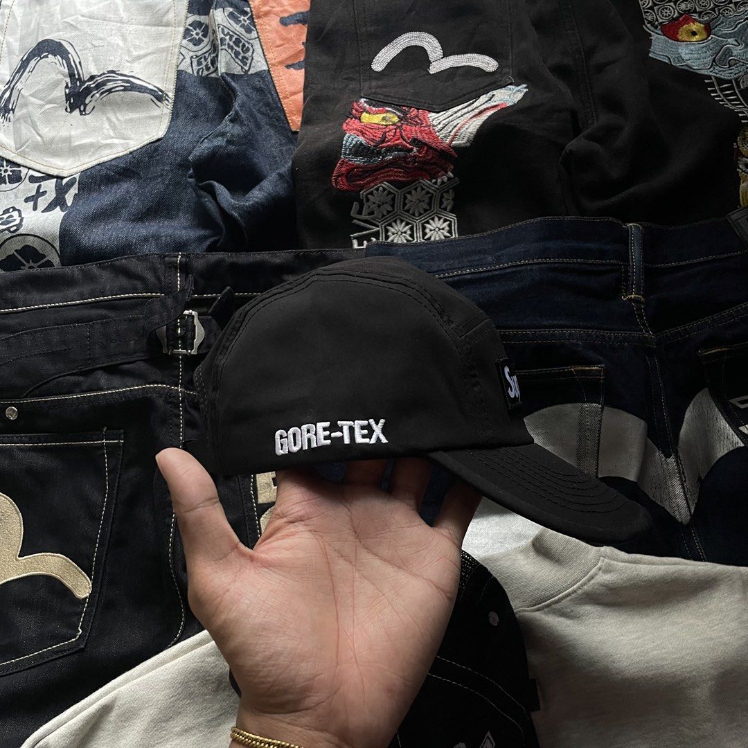 Supreme Goretex Cap (Category: Caps & Hats) located in Manila. Submitted by burning_garments (Listing ID 1460850309, Image 3). Description: OSFA VERY GOOD CONDITION, AS NEW, COMPLETED TAGS, READY TO WEAR! .