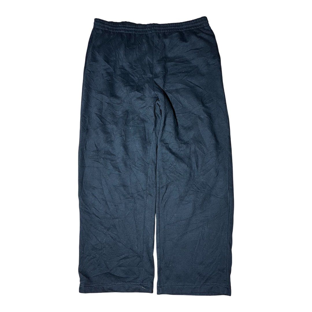Sweatpamts (Category: Jeans) located in Cebu City. Submitted by pickthethrift (Listing ID 1461531731, Image 3). Description: Baggy Sweatpants.