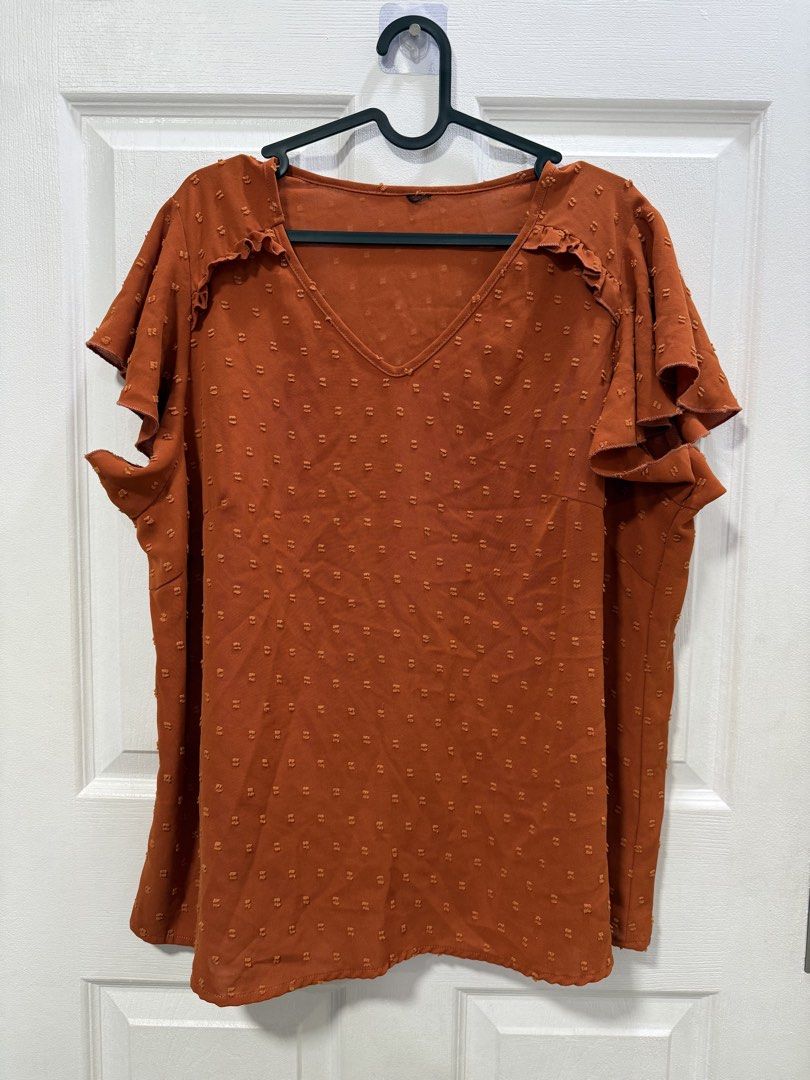 SWISSDOT BLOUSE | PLUS SIZE (Category: Blouses) located in Taguig. Submitted by _decluttermomma_ (Listing ID 1461404872, Image 1). Description: SWISSDOT PLUS SIZE BLOUSE XL-2XL.