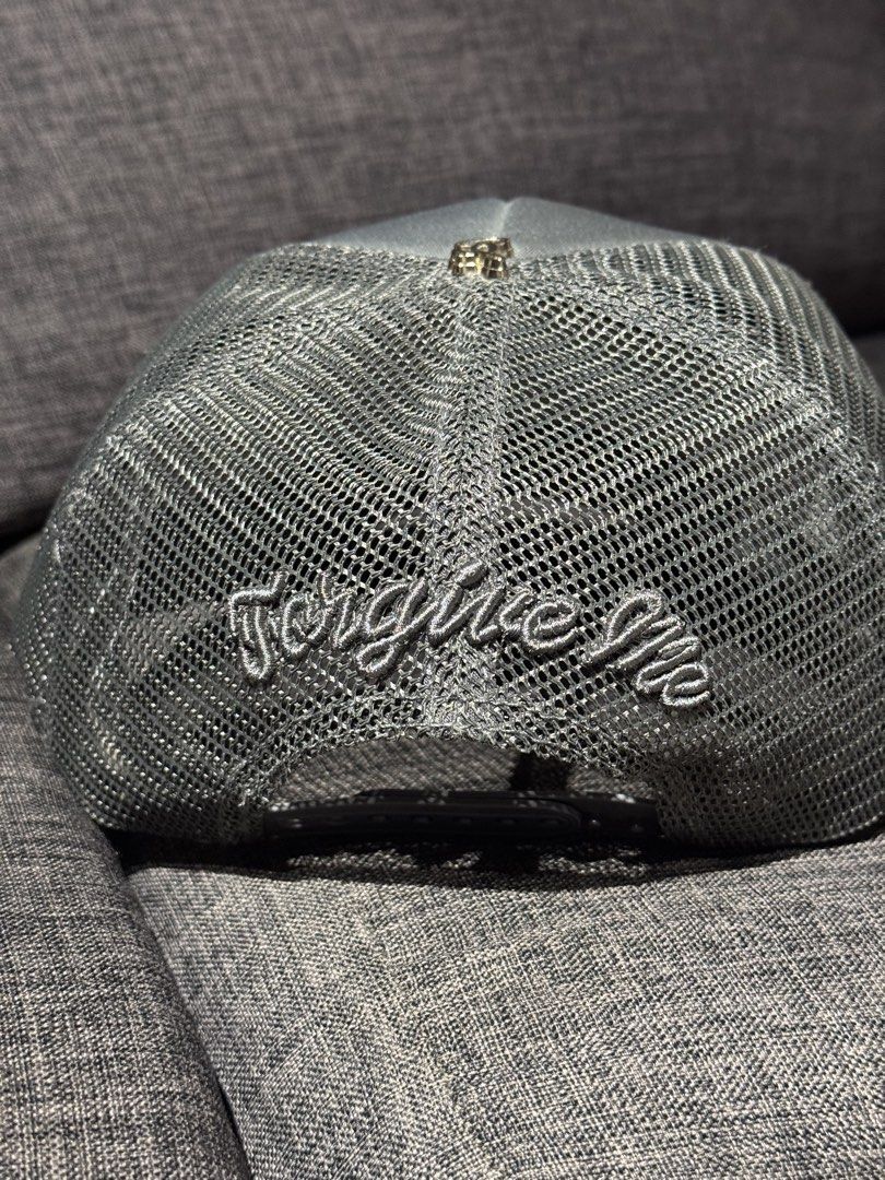 Syna Trucker Hat (gray) (Category: Caps & Hats) located in Cavite. Submitted by wsaleclub (Listing ID 1461506147, Image 3). Description: Syna trucker hat gray Best price.