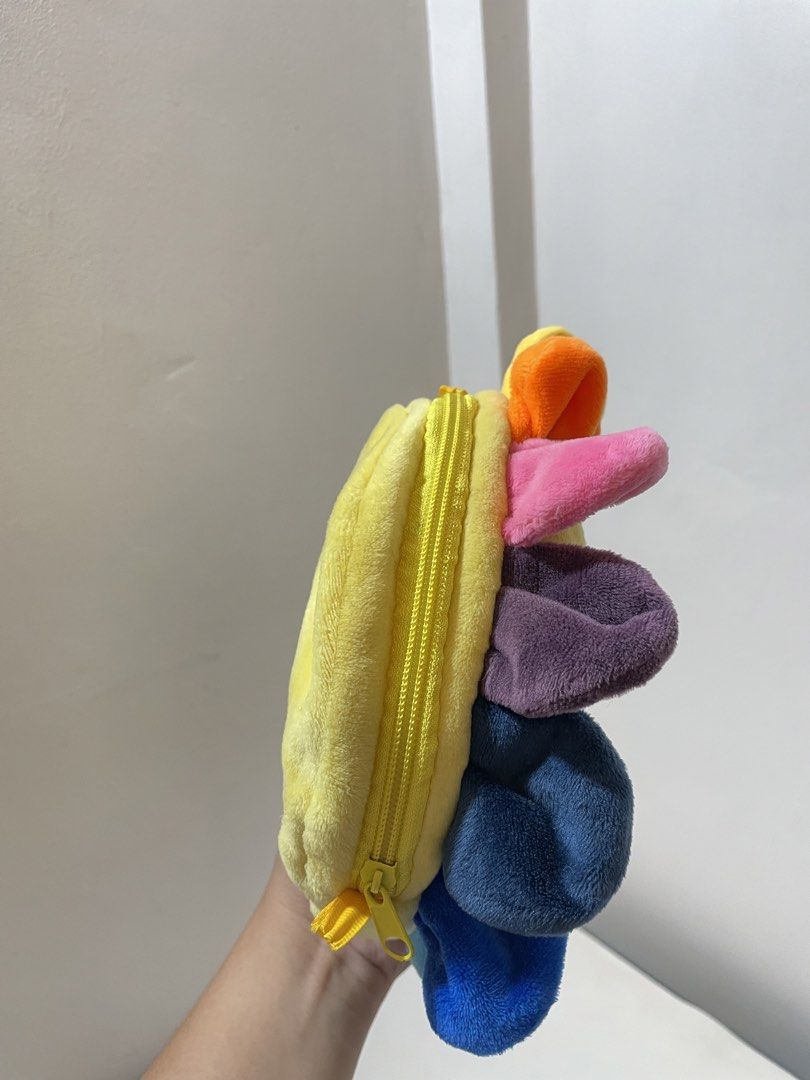 Takashi Murakami Flower Plush Pouch Bag (Category: Purses & Pouches) located in Iba. Submitted by wealtheallymari99 (Listing ID 1461522366, Image 3). Description: .