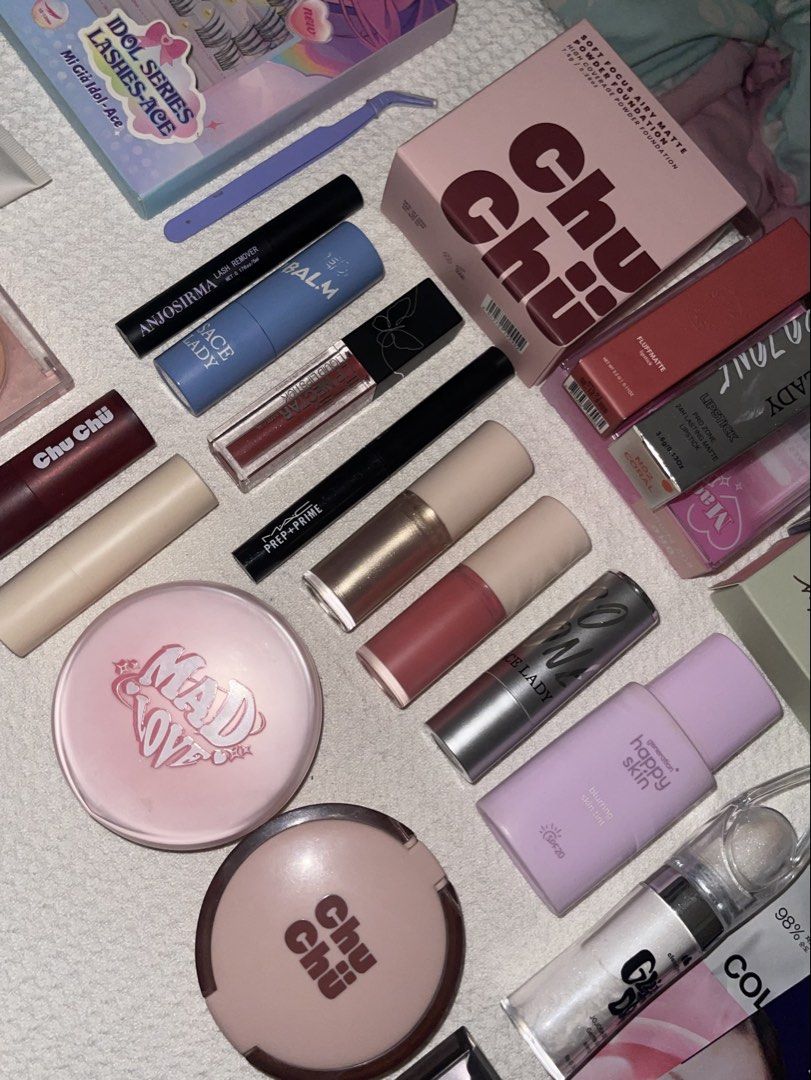 [Take All] Make Up Bundle Set with Box (Category: Makeup) located in Taguig. Submitted by destashph_ (Listing ID 1461501186, Image 3). Description: Set includes: Anjosirma Lash Remover Sace Lady Lip Balm Bys Liquid Lipstick Mac Prep + Prime Lucky Beauty Liquid Glow Lucky Beauty Liquid Blush Sace Lady Lipstick Happy Skin Skin Tint Cloudbeauty Glitz Paulash Airlash Chuchu Powder Mad Love Powder Sunnies Fluffmate Chuchu Lipstick Strokes Sunscreen To