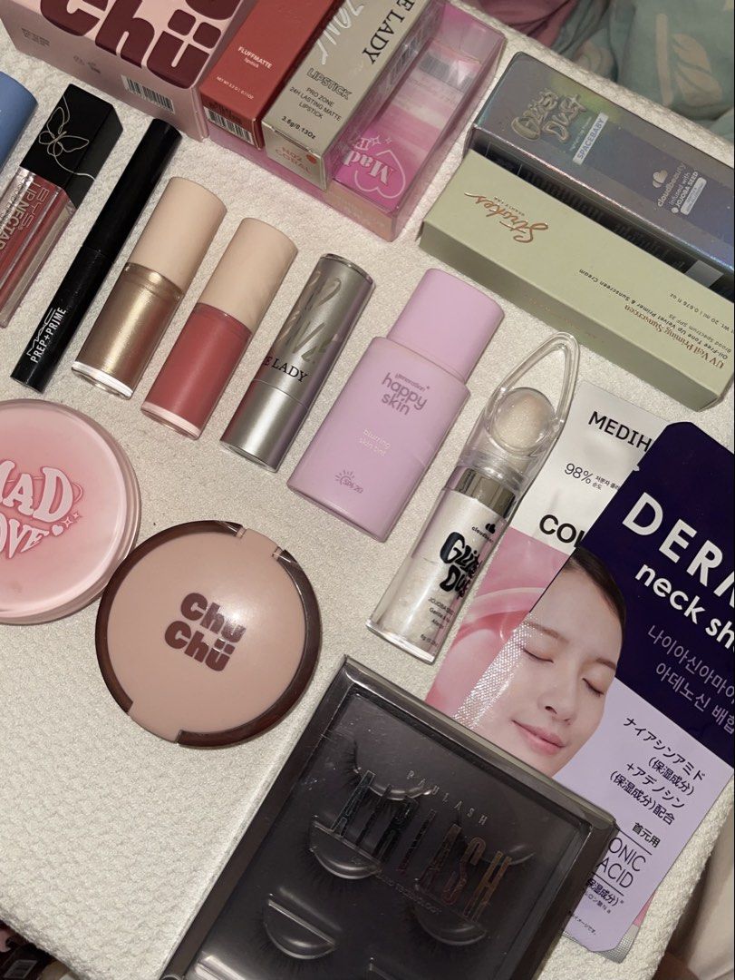 [Take All] Make Up Bundle Set with Box (Category: Makeup) located in Taguig. Submitted by destashph_ (Listing ID 1461501186, Image 2). Description: Set includes: Anjosirma Lash Remover Sace Lady Lip Balm Bys Liquid Lipstick Mac Prep + Prime Lucky Beauty Liquid Glow Lucky Beauty Liquid Blush Sace Lady Lipstick Happy Skin Skin Tint Cloudbeauty Glitz Paulash Airlash Chuchu Powder Mad Love Powder Sunnies Fluffmate Chuchu Lipstick Strokes Sunscreen To