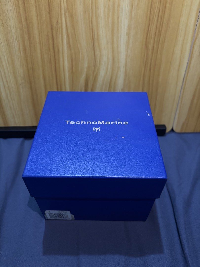 TechnoMarine Black Ref TM-515016 (Category: Men's Watches) located in Taguig. Submitted by wornbypi (Listing ID 1461475544, Image 2). Description: Brand: TechnoMarine Model: TM-515016 Color: Black and Blue Condition: Used once after buying last 2019 in the US Includes: Original box and tag *Needs battery replacement Meet ups only.