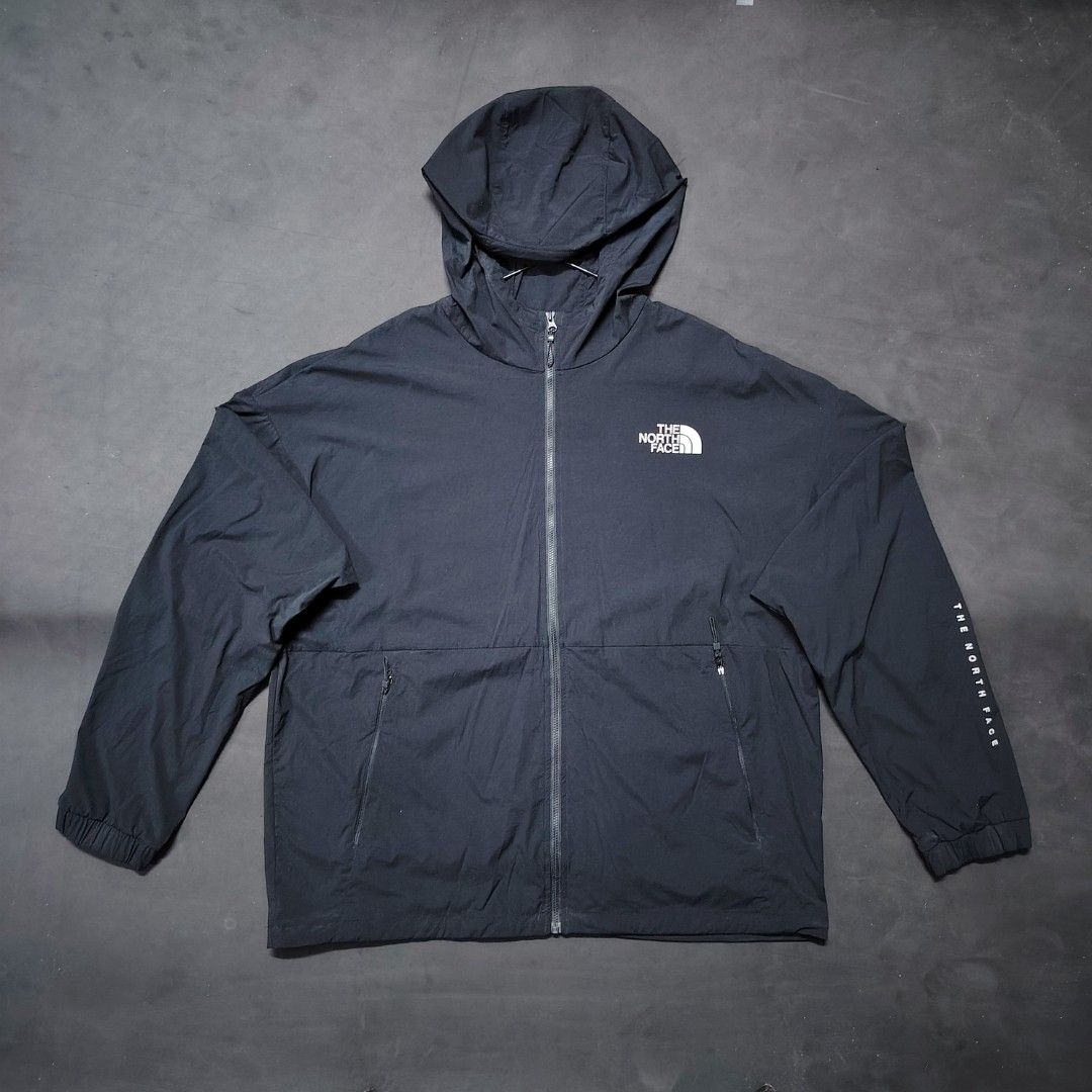 The North Face compact windbreaker (Category: Coats, Jackets and Outerwear) located in General Santos City (Dadiangas). Submitted by angelodemegilloceballos (Listing ID 1461520218, Image 1). Description: - Brand: The North Face - Color: Black - Style: Hooded Jacket - Features: Lightweight, full zip closure, two front pockets, mesh lining for breathability - Ideal for: Windy days and outdoor activities - Branding: Logo on chest and sleeve.
