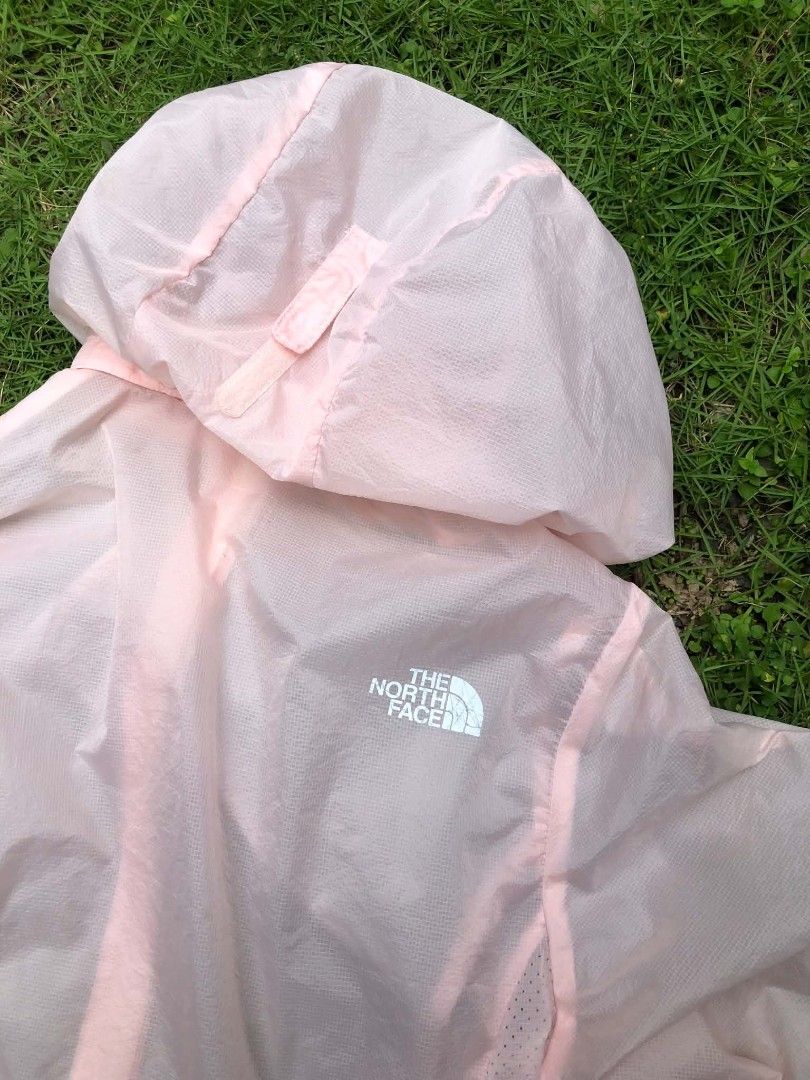 The North Face Wind Jacket (Category: Coats, Jackets and Outerwear) located in La Union. Submitted by lumang__gamit00 (Listing ID 1461525712, Image 3). Description: The North Face Samara Wind Jacket size: Medium to Large Excellent Condition no issue.