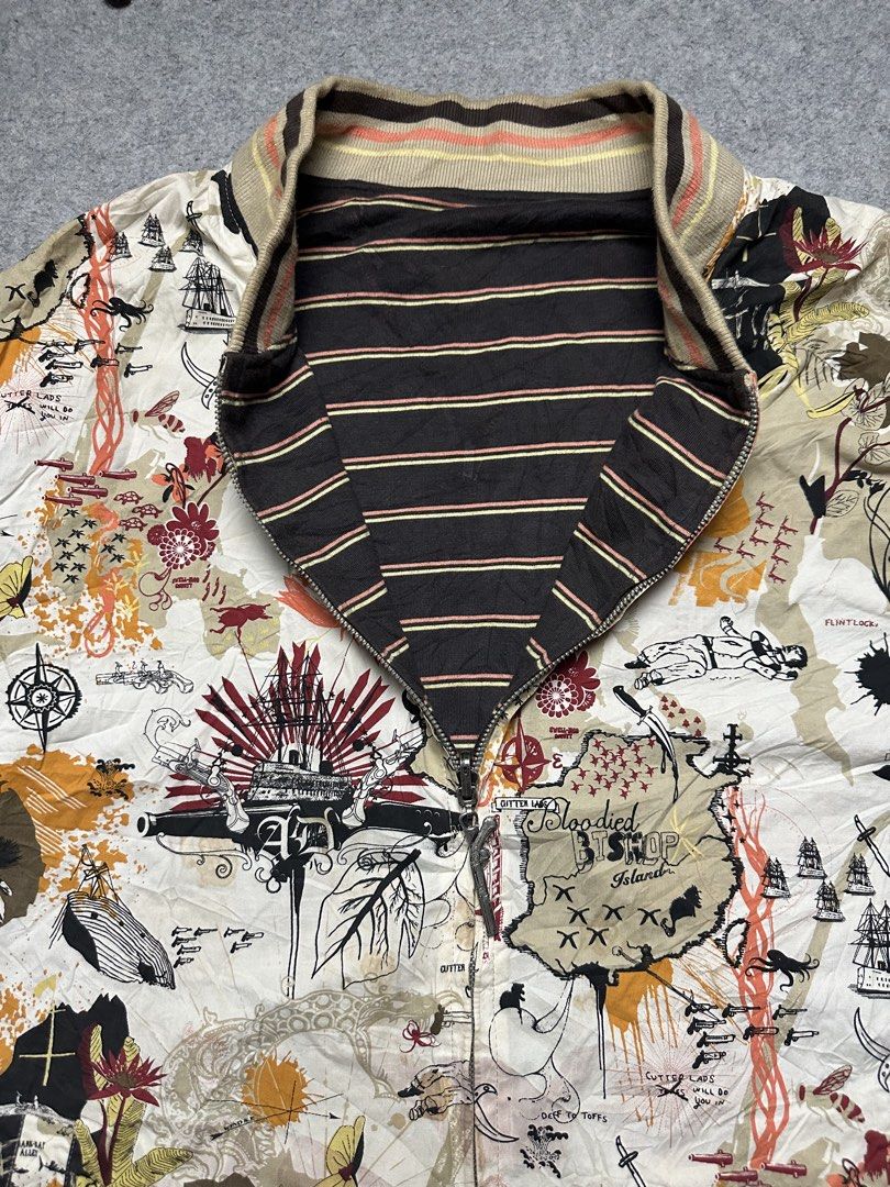 This is a vintage Artful Dodger Reversible Jacket (Category: Luxury Apparel) located in Zamboanga. Submitted by swayporgypretz (Listing ID 1461525854, Image 2). Description: .