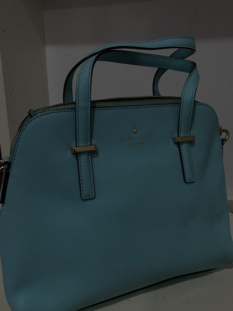 Tiffany Blue Kate Spade Bag (Category: Luxury Bags & Wallets) located in Manila. Submitted by keiirabelleee777 (Listing ID 1461363482, Image 2). Description: 📍good as new 📍never used 📍from Dubai, UAE 📍negotiable for sure buyer 📍with strap 📍can ship nationwide and international.