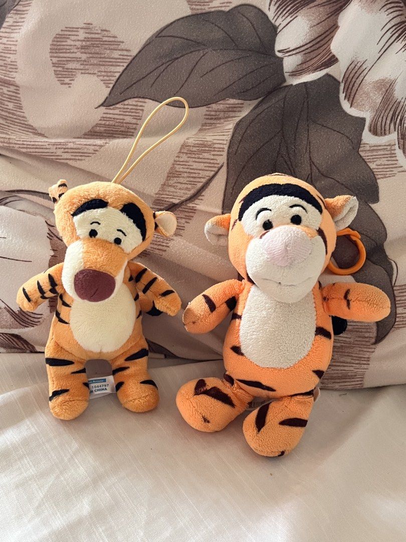 Tiger bag charms (set#3) (Category: Luxury Accessories) located in Paranaque City. Submitted by bonsaiart (Listing ID 1461335309, Image 2). Description: Pre owned Good condition Selling as set 650+sf Payment via GCASH or paymaya No to meetup No to cop / cod Shipping via j&t only.