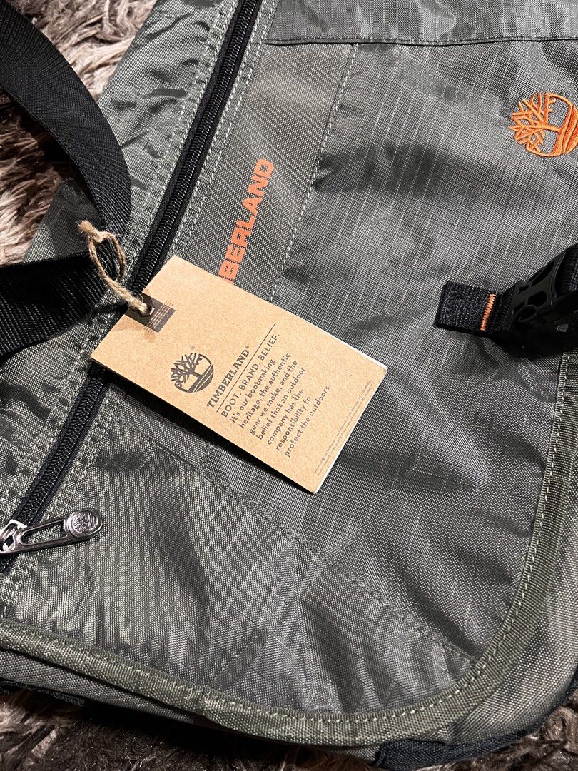 Timberland twin mountain messenger bag (Category: Backpacks) located in Marikina City. Submitted by yaraabir (Listing ID 1461514812, Image 3). Description: Timberland twin mountain messenger bag 16 inch💻 Brandnew from 🇺🇸 Orig price $220 .