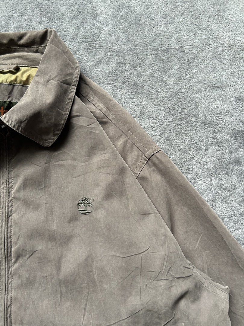 Timberland Weather Gear Polo Jacket (Category: Coats, Jackets and Outerwear) located in Manila. Submitted by wenttttt (Listing ID 1461425667, Image 2). Description: 25 x 27 No issue.