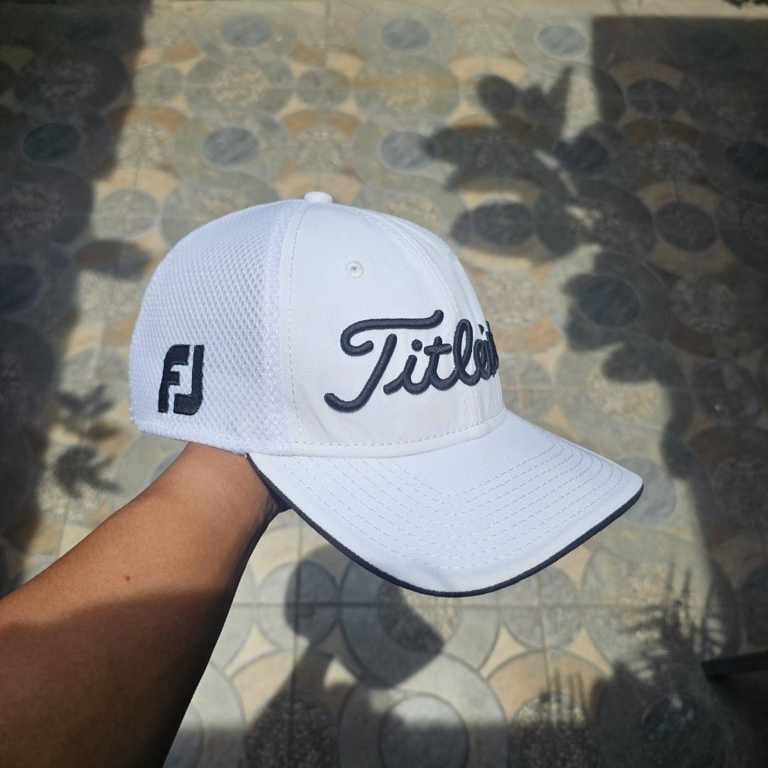 Titleist golf cap (Category: Golf) located in General Santos City (Dadiangas). Submitted by cap.on.green (Listing ID 1461500267, Image 2). Description: .