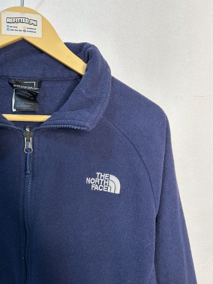 TNF Navy Blue Full-zip Fleece Jacket (Category: Coats, Jackets and Outerwear) located in Subic. Submitted by refitted.ph (Listing ID 1461527416, Image 3). Description: TNF Navy Blue Full-zip Fleece Jacket * Authentic / Legit💯 * Best Fit: Large * Width: 23 * Length: 27 * Color Rate: 10 * Excellent Condition * No Issue❗️ PRICE: 700 + Shipping Fee Mode of Payment🧾: Cash/Gcash We Ship Nationwide🇵🇭 Courier 🚚: J&T / Door to Door 📍Subic , Zambales