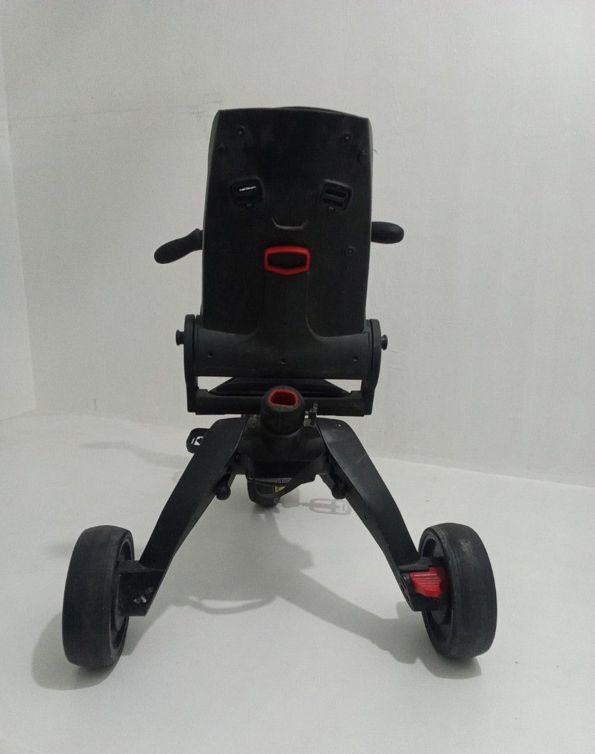 TODLERS FOLDABLE OUTDOOR TRYKE (Category: Strollers) located in Manila. Submitted by eriiicaspage (Listing ID 1461489527, Image 3). Description: PRELOVED WellUsed TODLERS FOLDABLE OUTDOOR TRYKE BLACK Size 1-3YO Sell wth No Any Inclusion BIKE ONLY - Grows with your child - Folds compactly for easy storage and travel - Ideal for getting around with your little onE Good Comdtion 8.8/10.