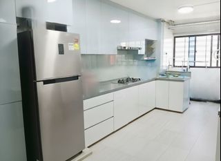 (Category: ) located in . Submitted by hhanh (Listing ID 1461325838, Image 1). Description: .