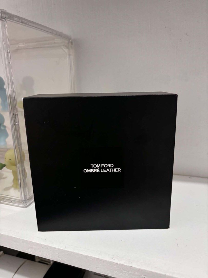 Tom Ford Ombre Leather Eau de Parfum Set (Category: Fragrance & Deodorants) located in Quezon City. Submitted by makeitkmn (Listing ID 1461536120, Image 3). Description: FOR SALE: Tom Ford Ombré Leather EDP Set 🖤 100ml + 10ml travel spray Original / bought from Duty Free Used only a few sprays — almost full Complete with box RFS: Not reaching for the scent anymore. Authentic, no issues. 🖤 📍QC.