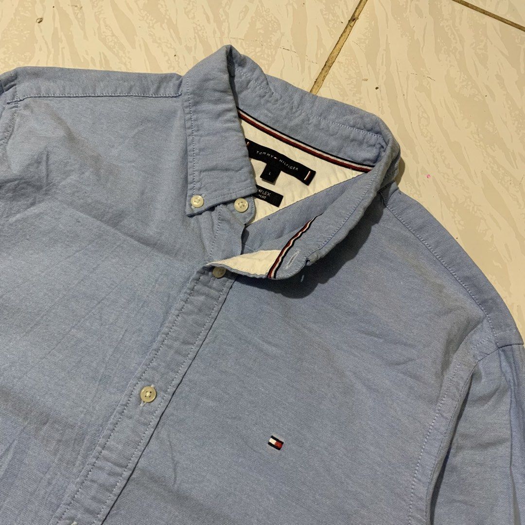 Tommy Hilfiger Oxford Polo Button Down (Category: Formal Shirts) located in Cebu City. Submitted by johnferrer96412 (Listing ID 1461545459, Image 3). Description: Tommy Hilfiger Oxford Polo Button Down Large Width 21 Length 29-30 Excellent condition Dm📩.
