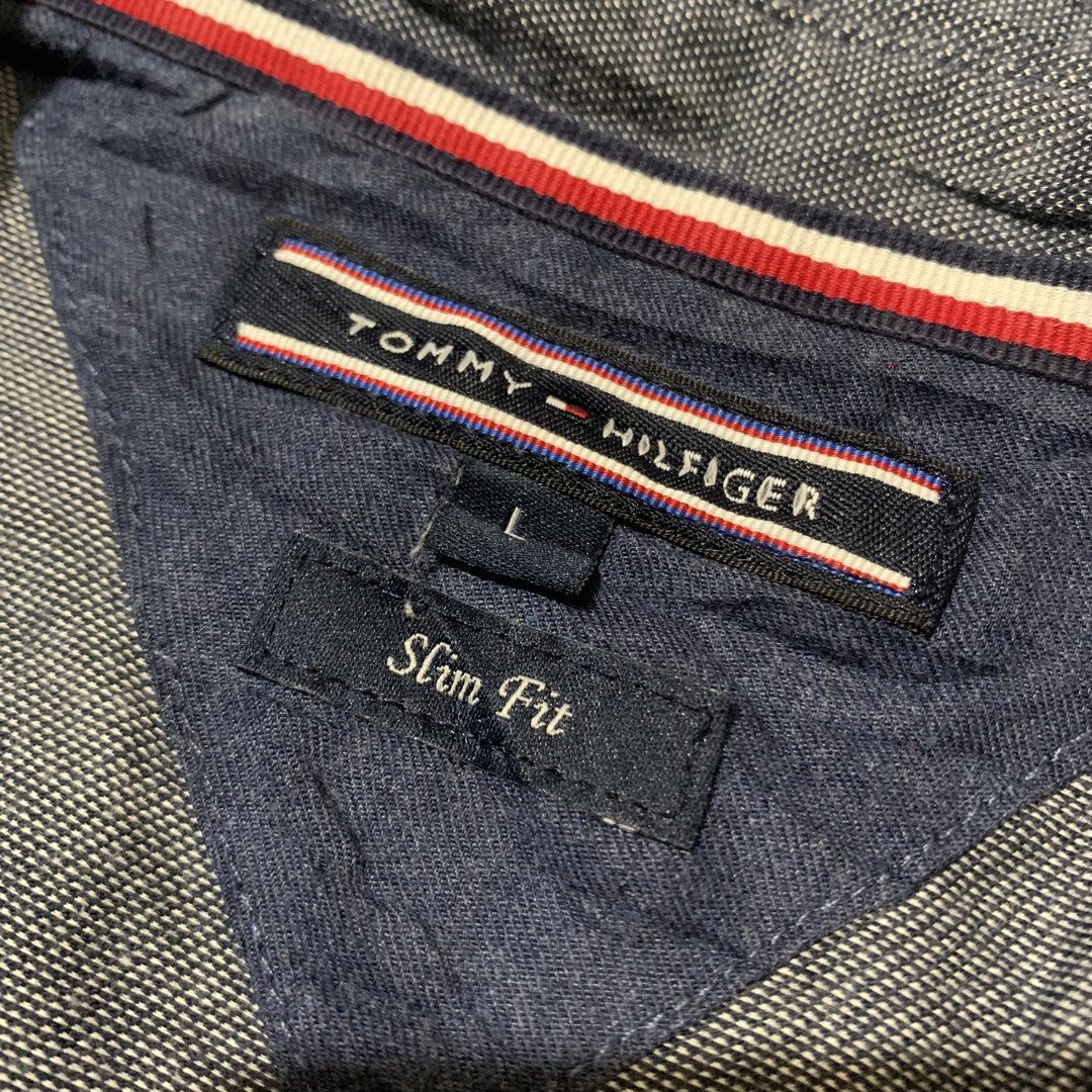 Tommy Hilfiger Polo Shirt (Category: Tshirts & Polo Shirts ) located in Cebu City. Submitted by johnferrer96412 (Listing ID 1461545392, Image 3). Description: Tommy Hilfiger Polo Shirt Large Width 21 Length 27-28 Excellent condition Dm📩.
