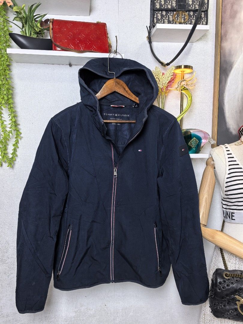 Tommy hilfiger water resistant (Category: Luxury Apparel) located in Baguio. Submitted by ashzachary (Listing ID 1461515553, Image 3). Description: Tommy hilfiger jacket water resistant Wind resistant Condition :Excellent condition Color rate 10/10 Size :Medium to large Inches:W21/L25. 5 No issues No flaws Super ganda sa personal Pm. More details Good quality Plsss 📌No Bogus 📌No return MOP What you see is what you get PALAWAN, CEBUNA GCASH AND 