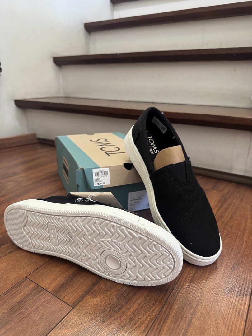 TOMS FOR MEN SHOES - Size 8.5 (Category: Casual Shoes) located in Quezon City. Submitted by michaelson45920 (Listing ID 1461341208, Image 3). Description: .